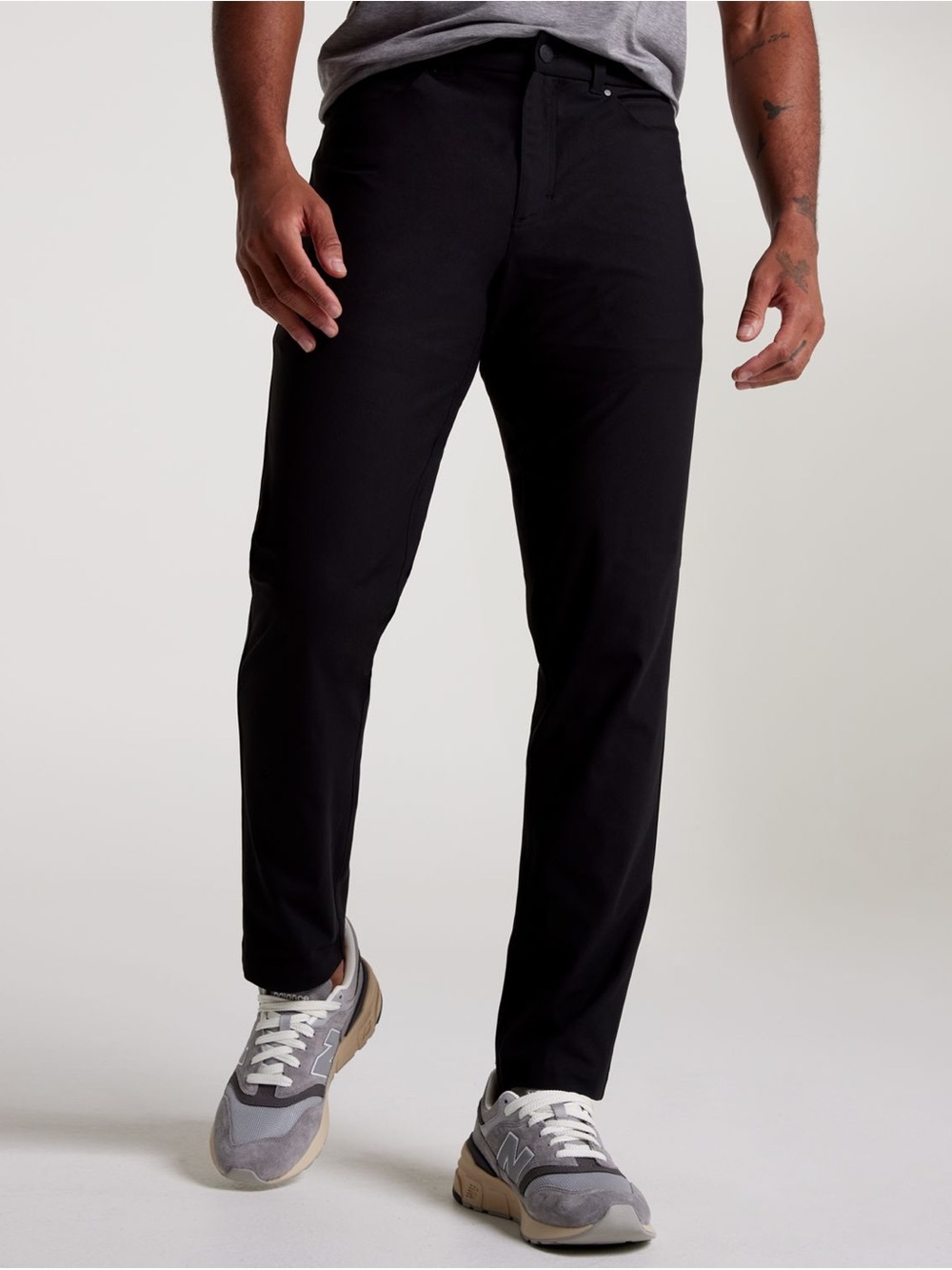Slim Straight Men's Performance Pants in Black